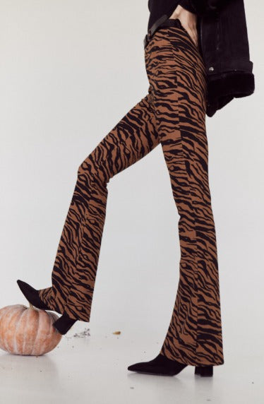 Flared Zebra Print - PantalÓn Acampanado Cebra Print Bershka